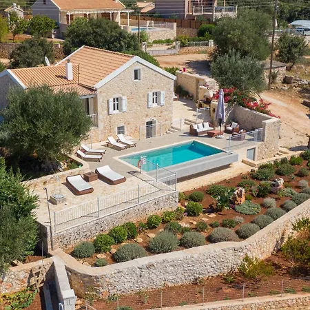 Fiscardo Luxury Stone Alex ,with Sunset View!